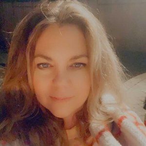 Meet your Posher, Roxanne